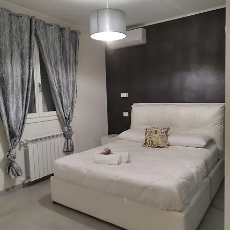 Pindemonte 52 Appartament